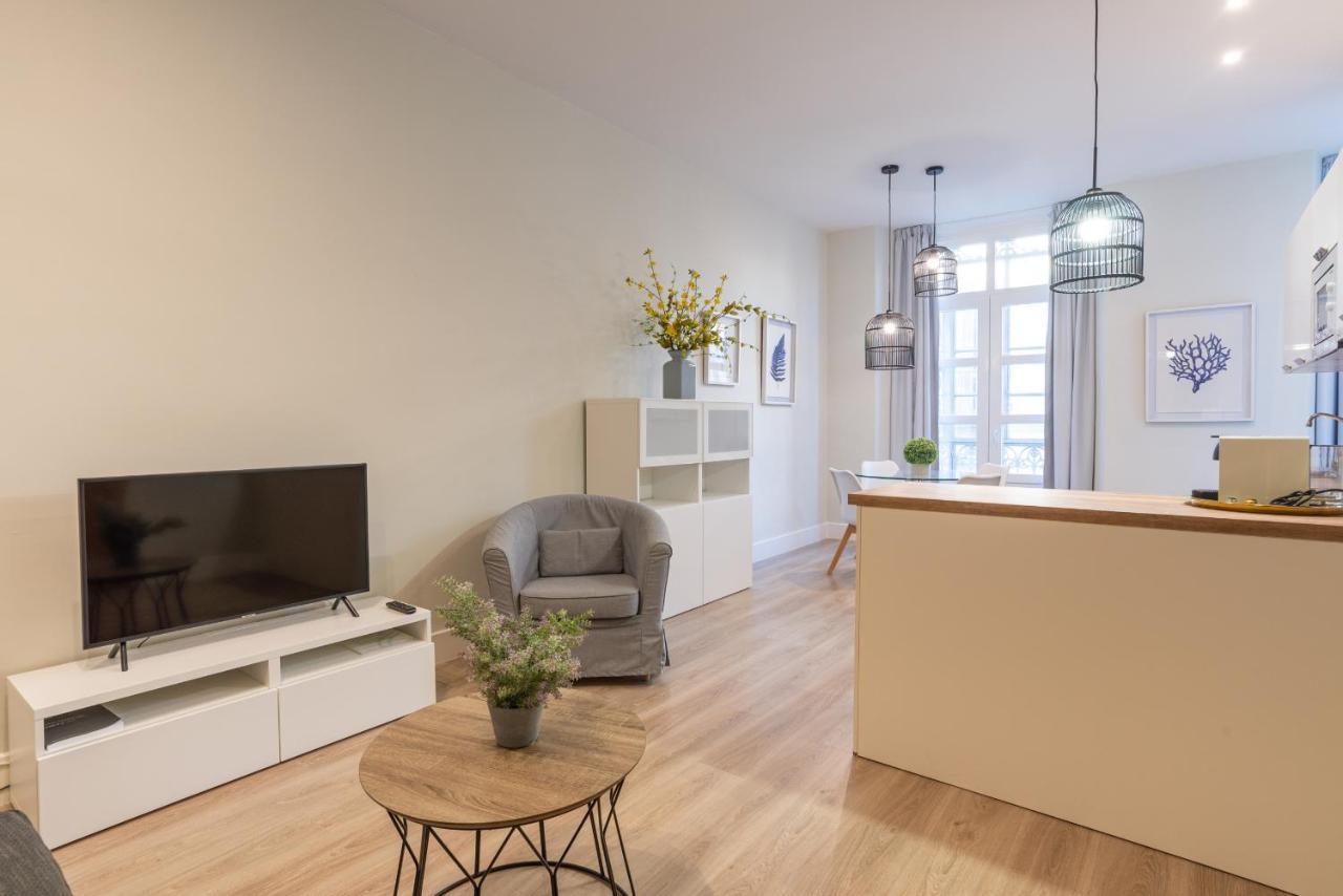 Urbe10 Angel Suites 1 Bedroom Apartment 3C Малага Экстерьер фото
